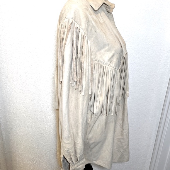 Saks Fifth Ave 100% suede top with fringe- vintage buttery soft amazing luxury - Picture 11 of 17